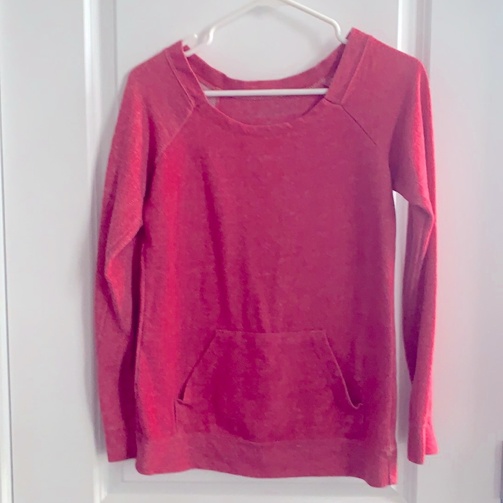 Coral Scoop Neck Sweater | Size: M